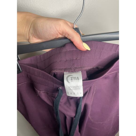 Zyia Unwind Plum Stretch Athletc Joggers Womens Size Medium - Picture 5 of 6